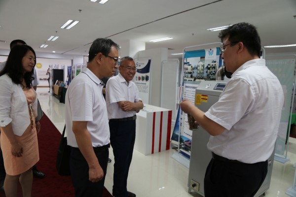 內蒙古股權交易中心、赤峰市金融工作局一行到訪齊魯股權交易中心